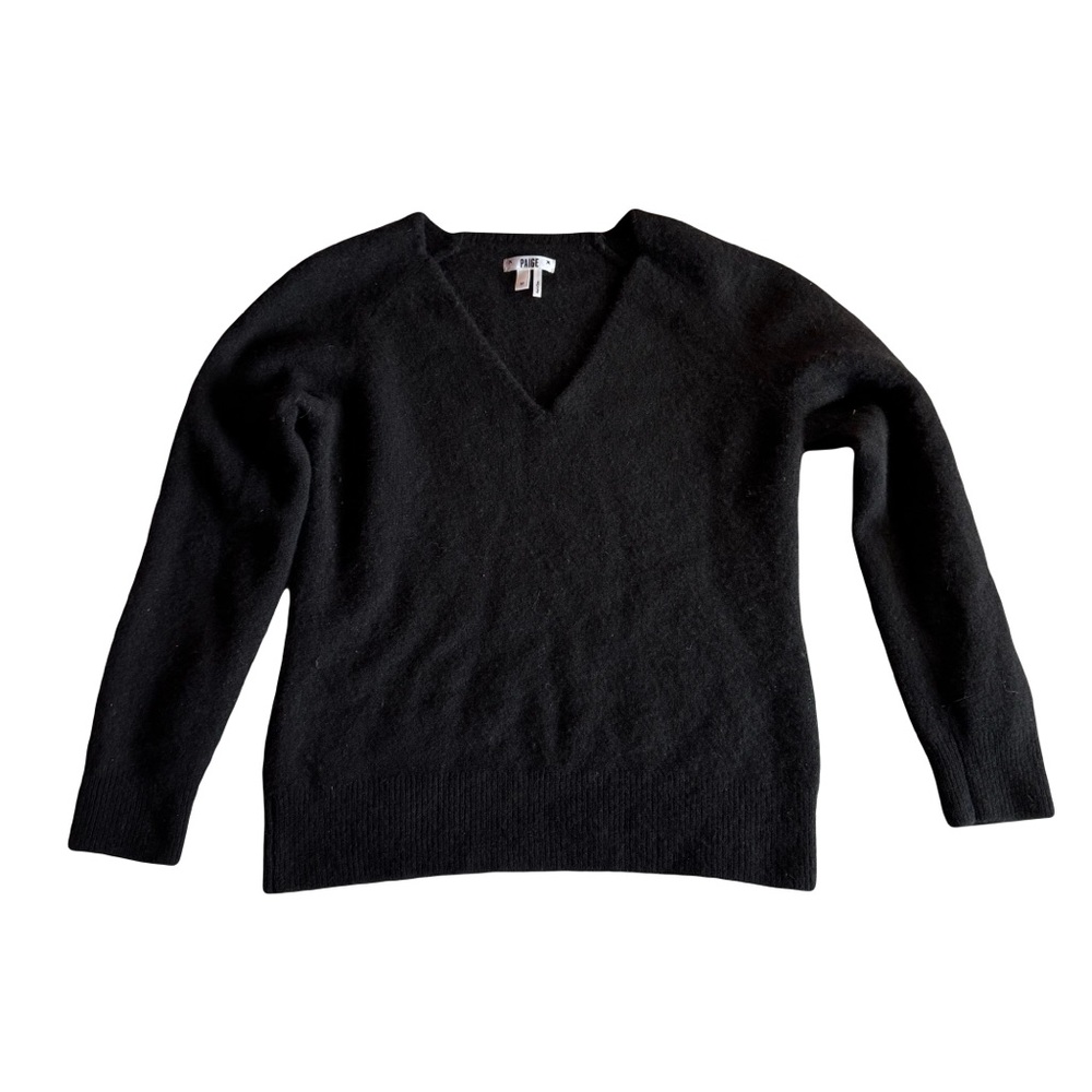 Paige V Neck Cashmere Sweater,‎ Black, Size M